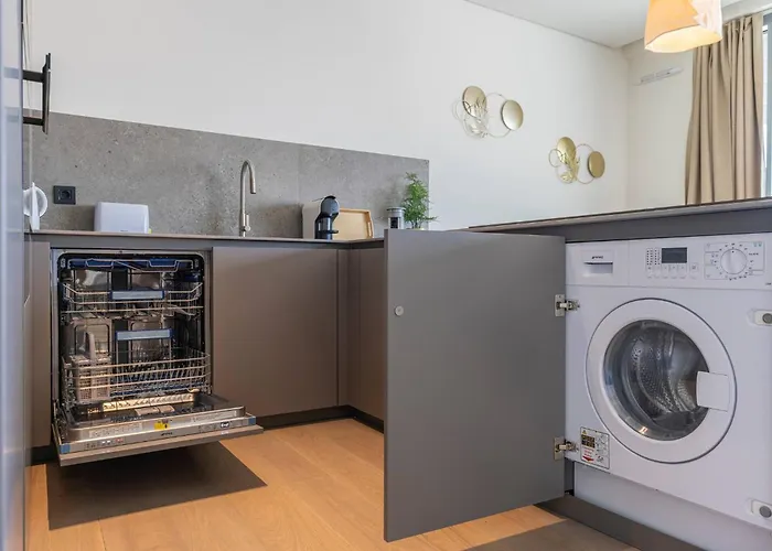 Prata Riverside Viii By Innkeeper