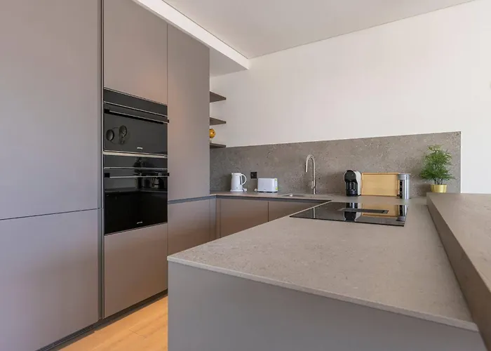 Prata Riverside Viii By Innkeeper