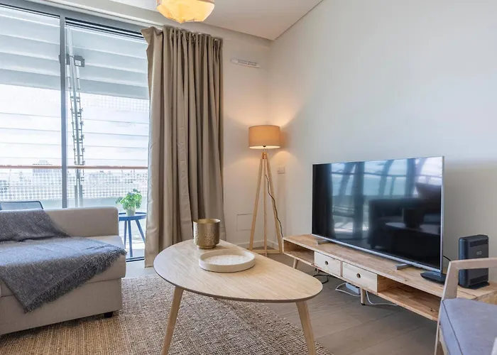 Prata Riverside Viii By Innkeeper Apartment